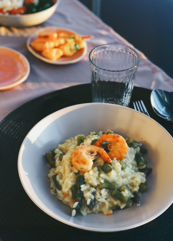 Risotto con asparagi e gamberetti
